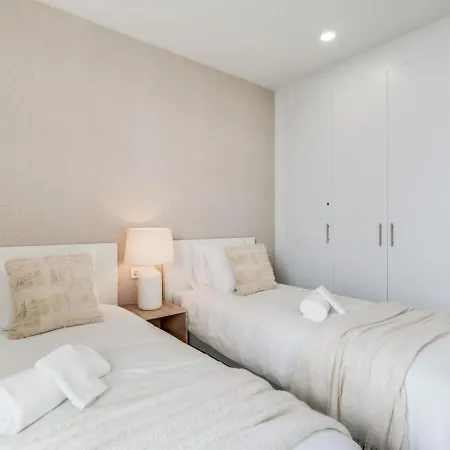 3br With Great Panoramic Views At Oceana Gardens
