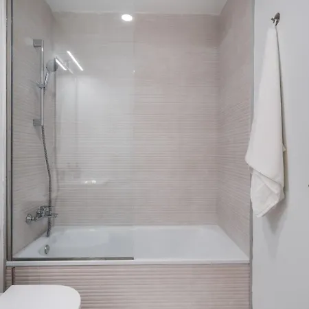 3br With Great Panoramic Views At Oceana Gardens Apartment *