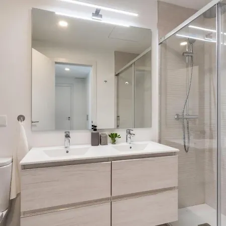 3br With Great Panoramic Views At Oceana Gardens Apartment *
